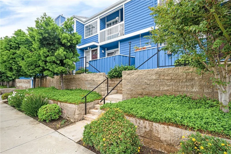 101 Spring #E, Long Beach, CA 90806