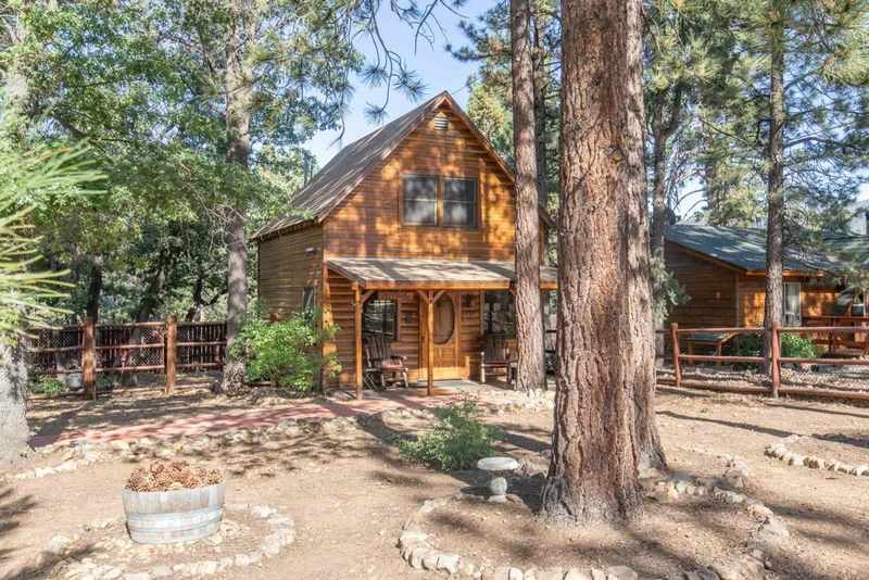 297 Pine, Sugarloaf, CA 92386