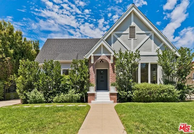 617 Lillian, Los Angeles, CA 90004