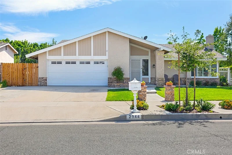 2944 White Shores, Orange, CA 92865