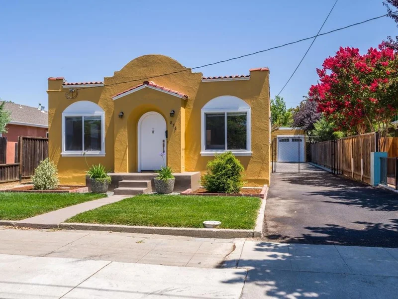 876 14th, San Jose, CA 95112