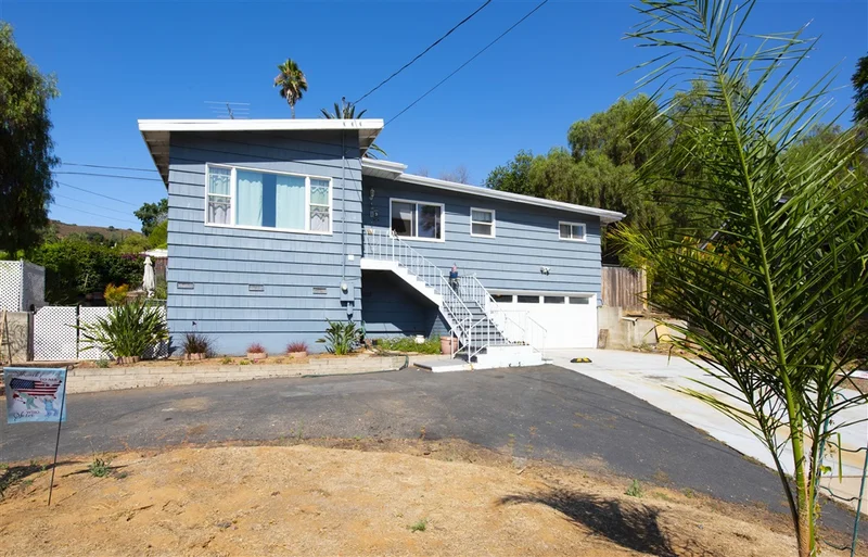 8872 Golden Ridge, Lakeside, CA 92040