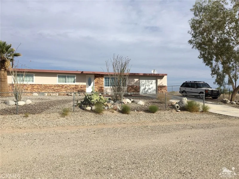 2541 Desert, Thermal, CA 92274