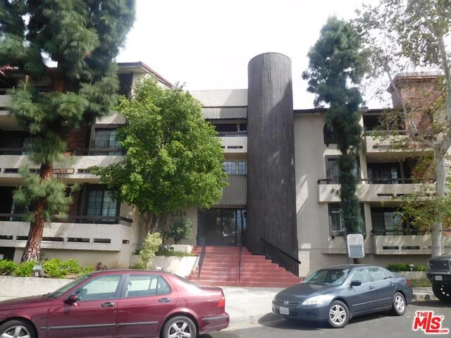 5534 Encino #309, Encino, CA 91316
