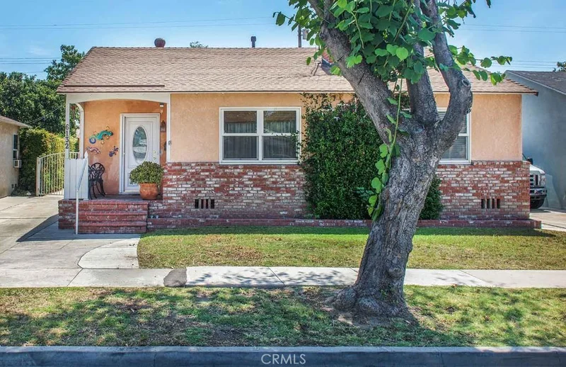 6132 Oliva, Lakewood, CA 90712