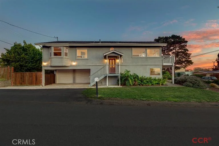 872 Marina, Morro Bay, CA 93442