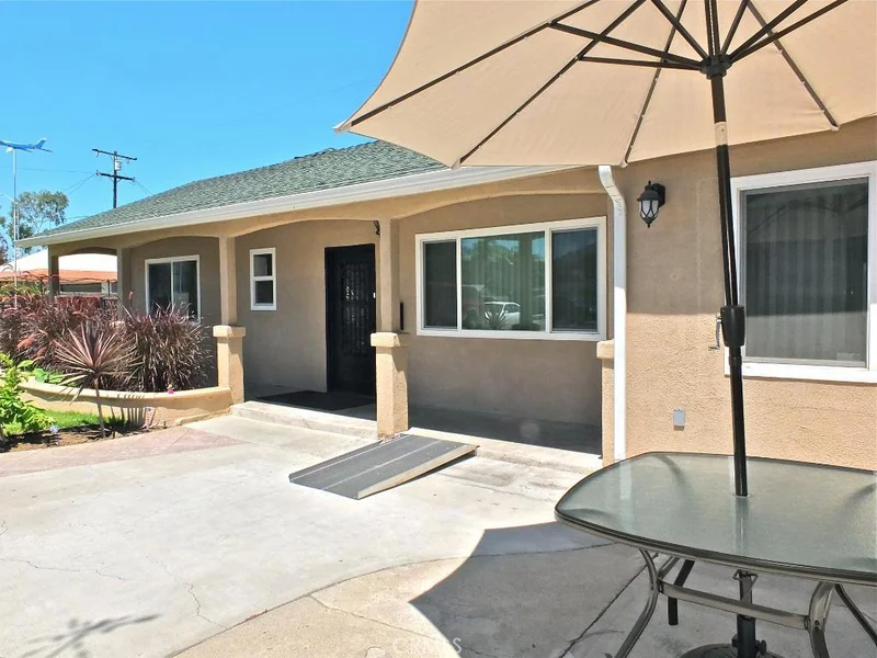 9023 Manzanar, Downey, CA 90240