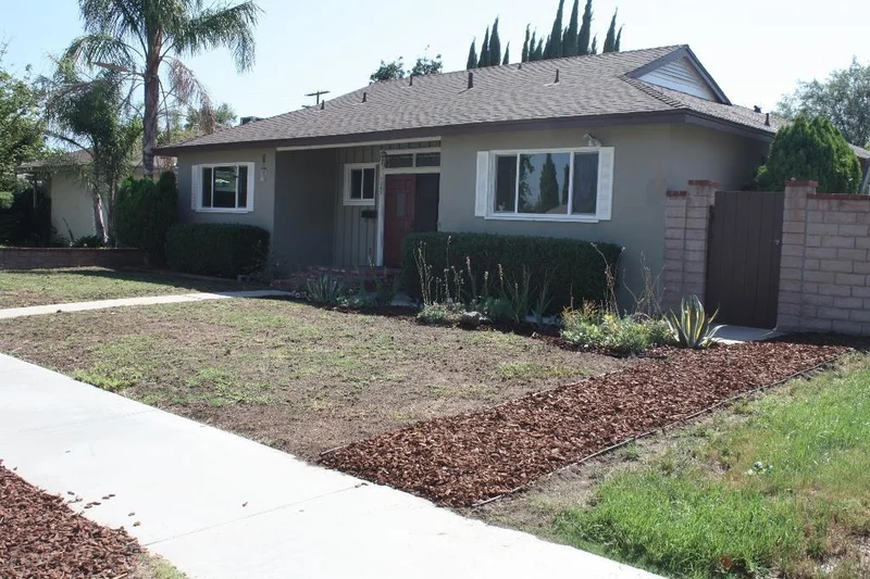 10431 Woodley, Granada Hills, CA 91344