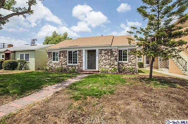 5627 Auckland, North Hollywood, CA 91601