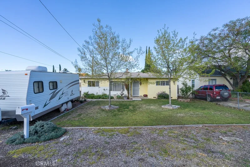 11738 California, Yucaipa, CA 92399
