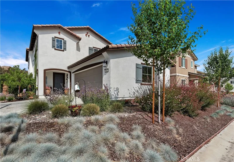 10427 Peregrine, Moreno Valley, CA 92557