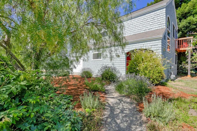 104 Yosemite, Santa Cruz, CA 95060