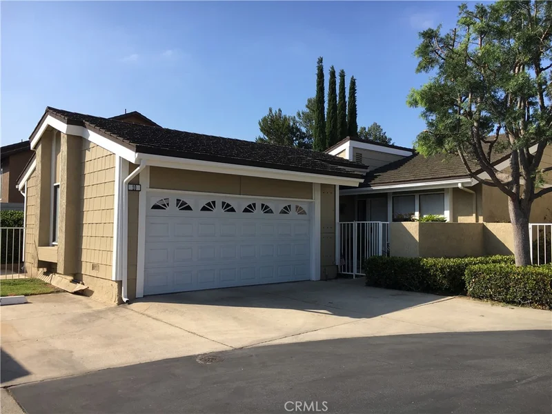 10 Sugarpine #36, Irvine, CA 92604