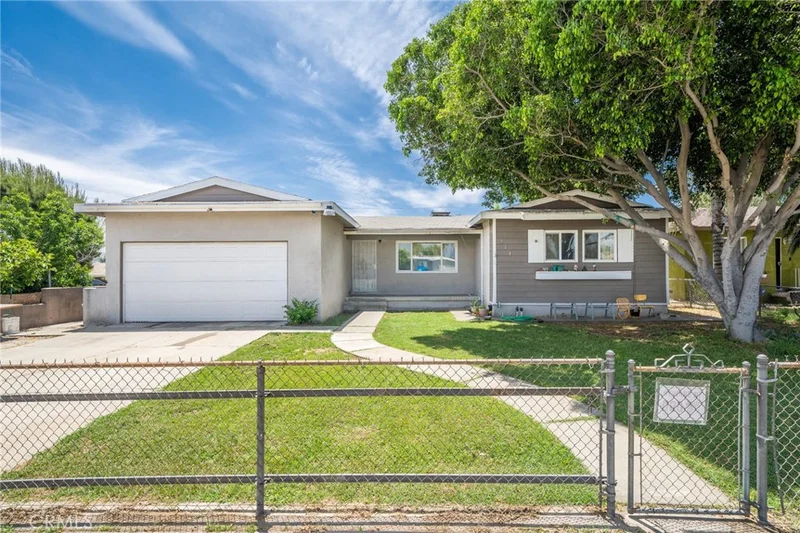 275 Merrill, Rialto, CA 92376