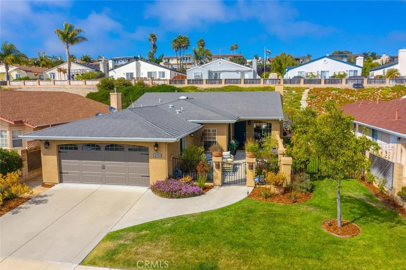 273 Irish, Pismo Beach, CA 93449