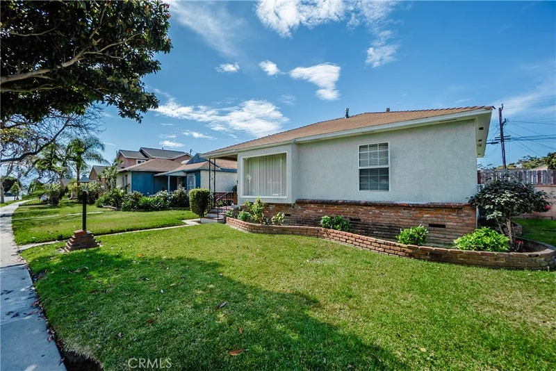 10315 Garfield, South Gate, CA 90280
