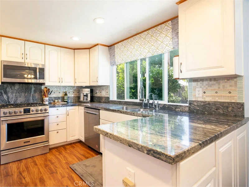 8841 Crescent, Huntington Beach, CA 92646