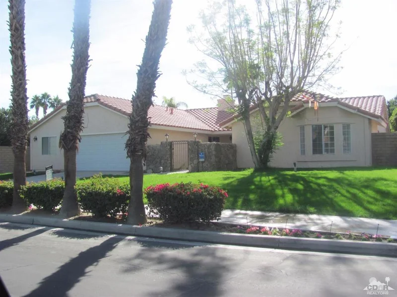 76819 Lancelot, Palm Desert, CA 92211