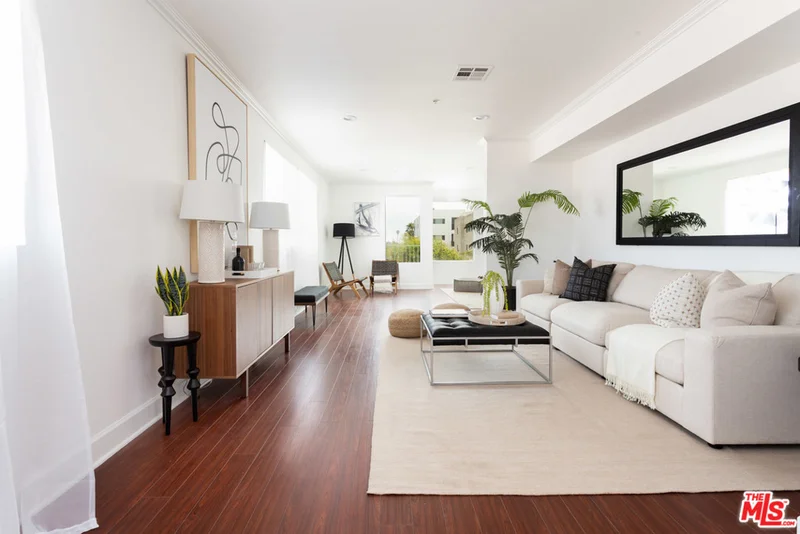 11801 Avon #5, Los Angeles, CA 90066