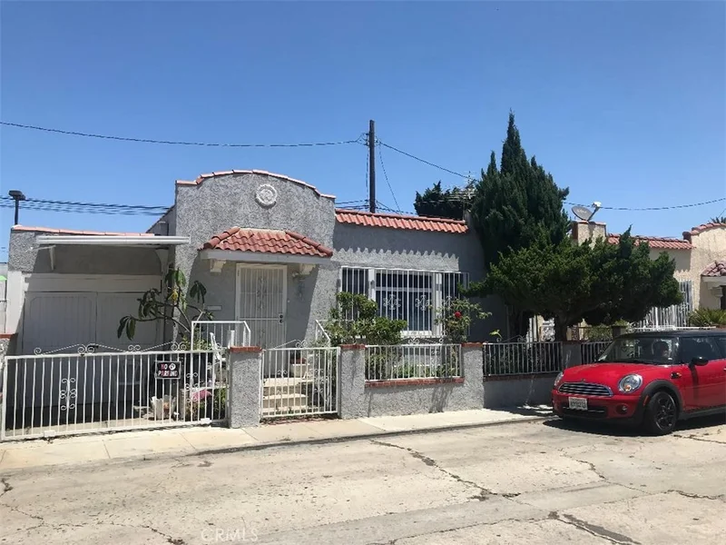1165 9th, Long Beach, CA 90813