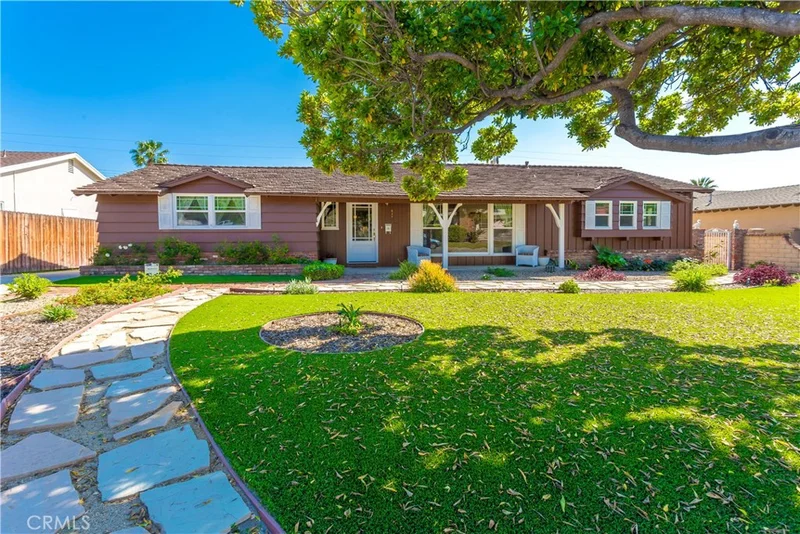 1134 Bennett, Glendora, CA 91741