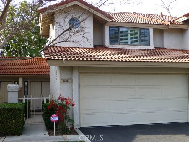 23 Clover Hill #107, Laguna Hills, CA 92653
