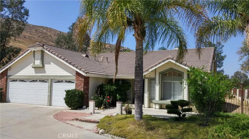 3016 Everwood, Riverside, CA 92503