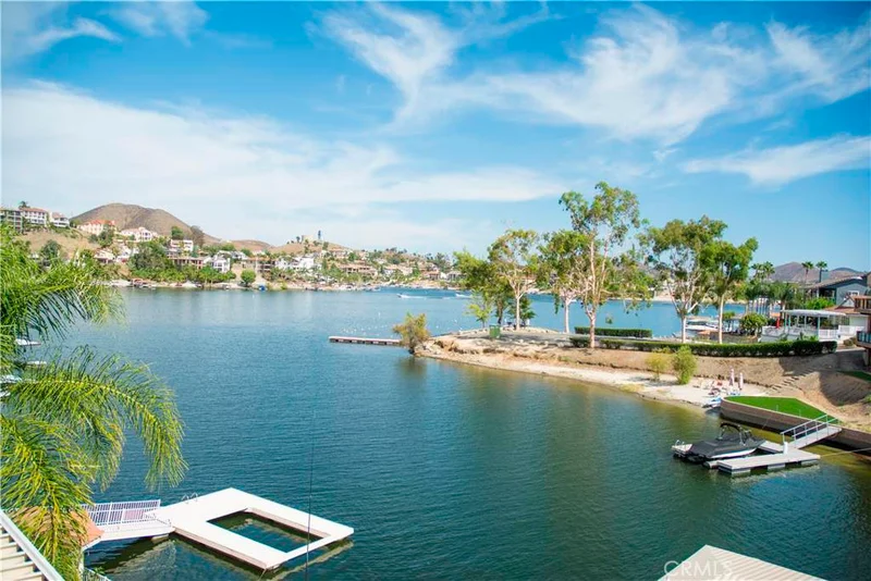 29440 Big Range, Canyon Lake, CA 92587