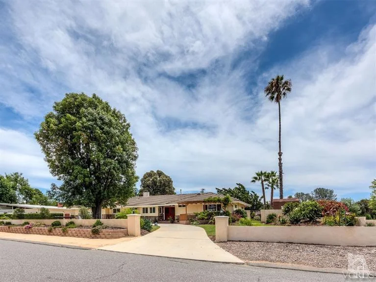 1016 Brush Hill, Thousand Oaks, CA 91360