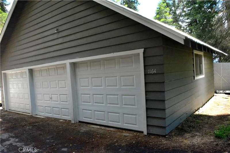 1164 Railroad, Fish Camp, CA 93623
