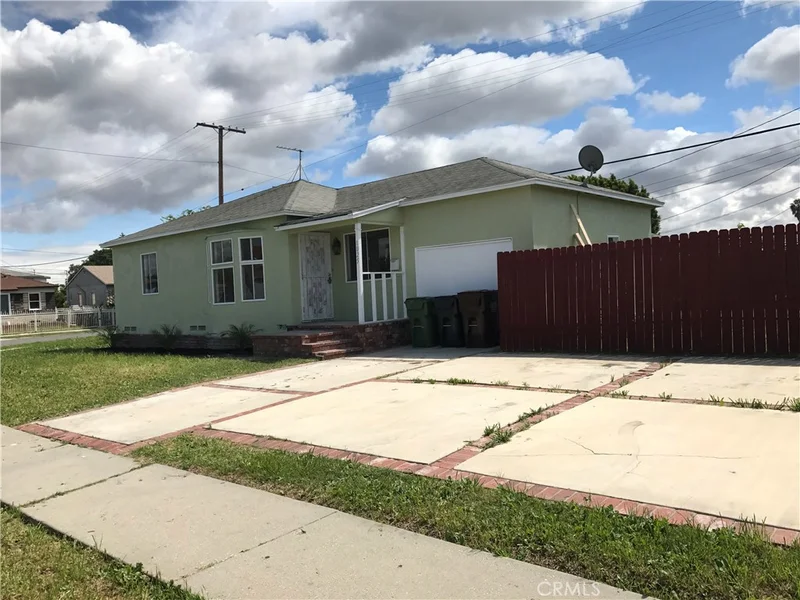 1025 Exmoor, Compton, CA 90220