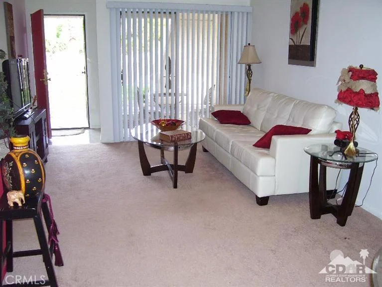 550 Villa #117, Palm Springs, CA 92262