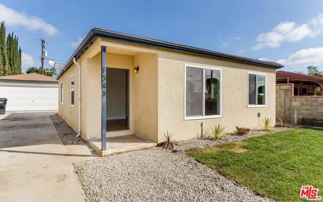 1049 149th, Compton, CA 90220