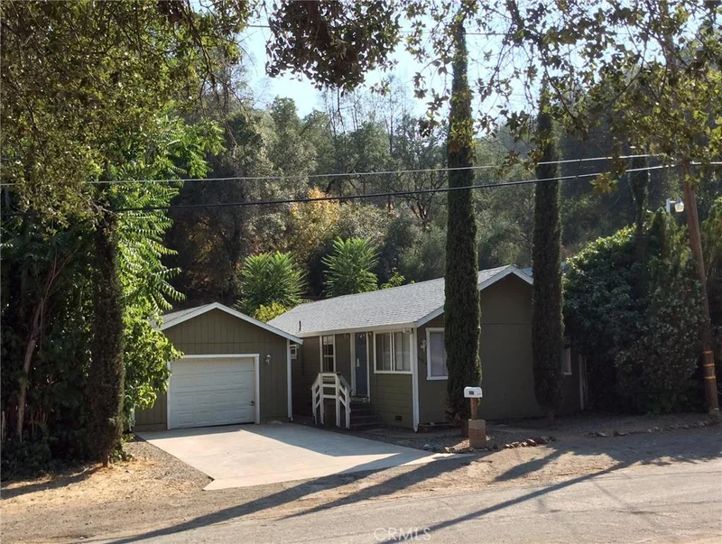 12317 The Plaza, Clearlake Oaks, CA 95423