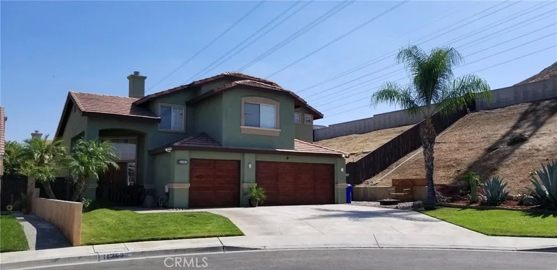 11363 Sewell, Fontana, CA 92337