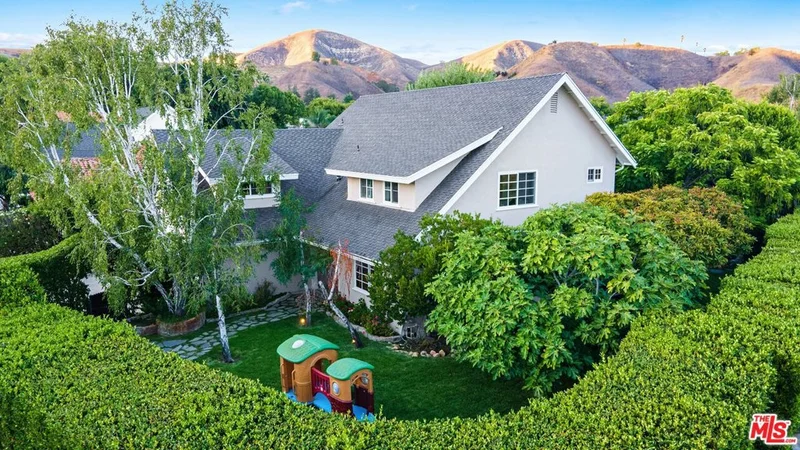 5200 Cangas, Calabasas, CA 91301
