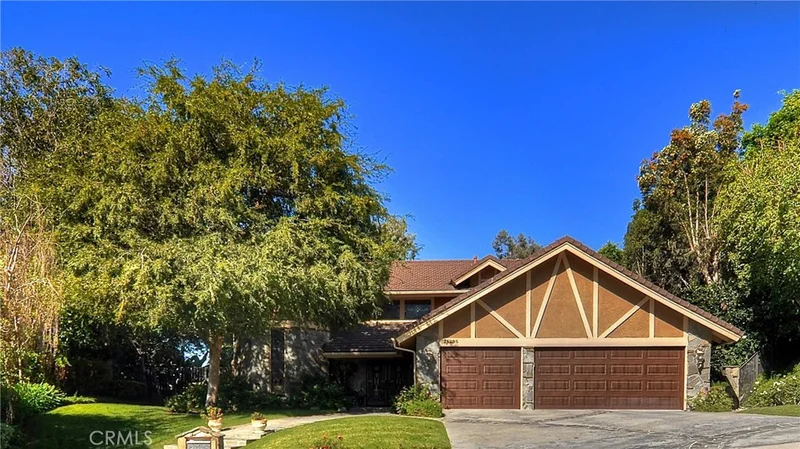 25295 Gallup, Laguna Hills, CA 92653