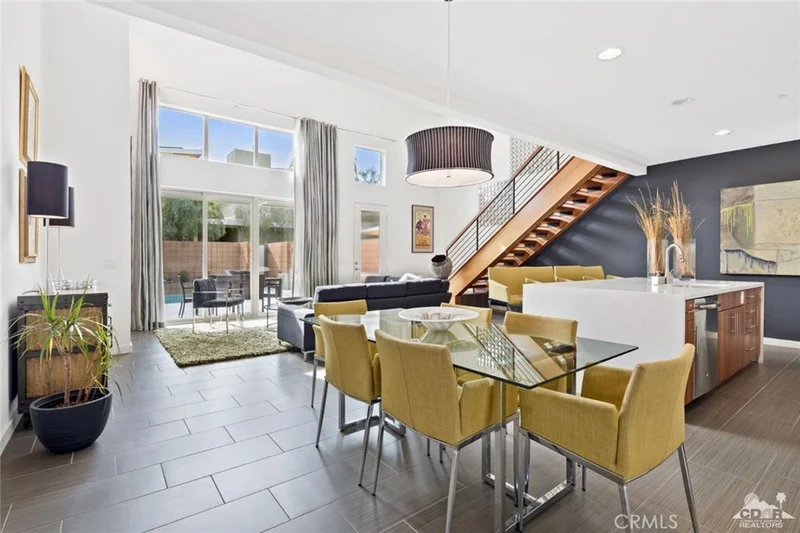 885 Oceo, Palm Springs, CA 92264