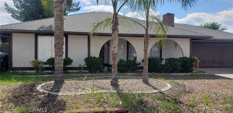 455 Whittier, Hemet, CA 92543