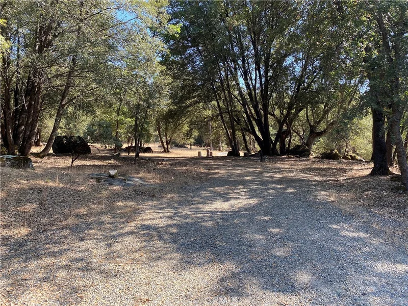 52218 Road 423, Oakhurst, CA 93644