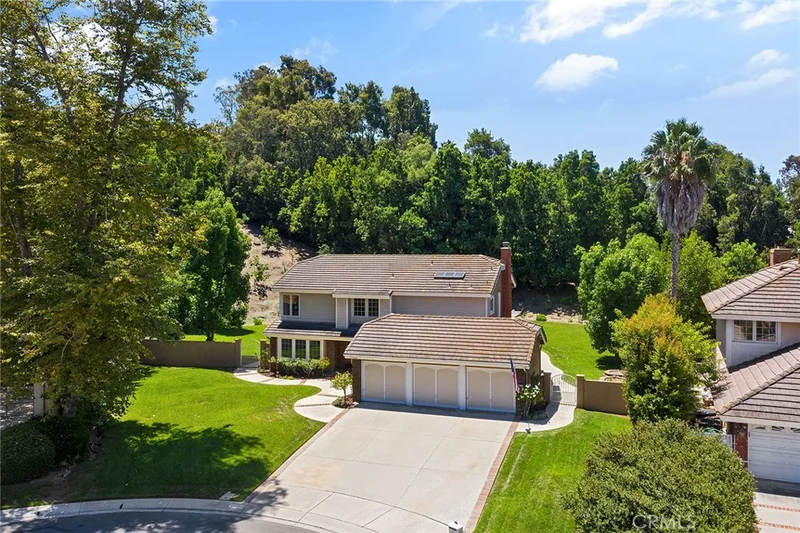 25662 Pinto, Laguna Hills, CA 92653