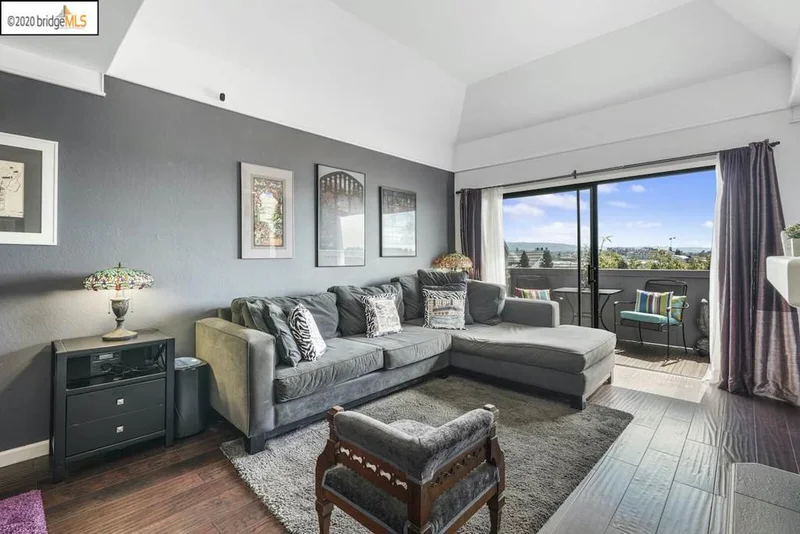 1 Embarcadero #360, Oakland, CA 94607