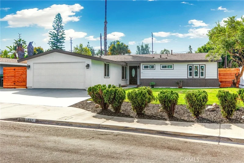 1857 New Jersey, Costa Mesa, CA 92626