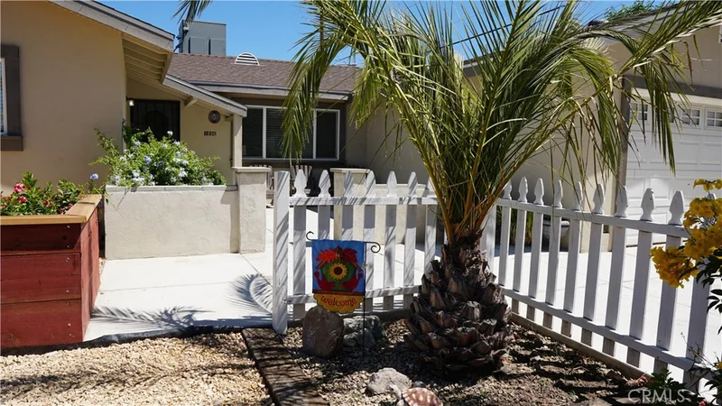 1896 Maryvale, Hemet, CA 92544