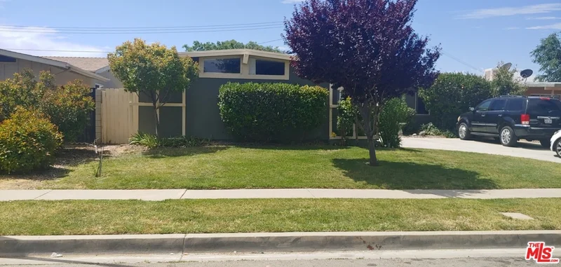 1126 Avenue H5, Lancaster, CA 93534