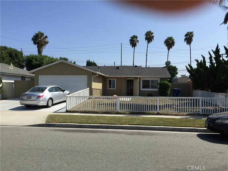 8642 Thorpe, Westminster, CA 92683