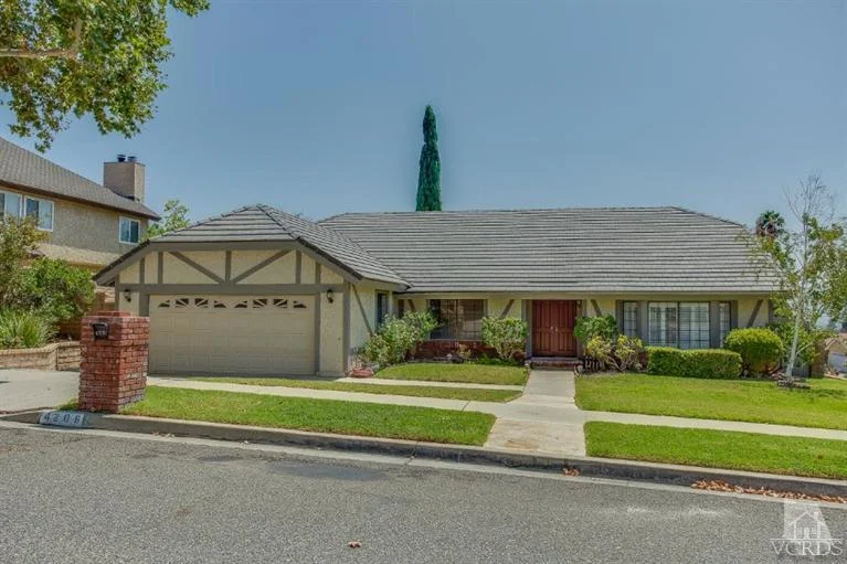 4206 Roxbury, Simi Valley, CA 93063