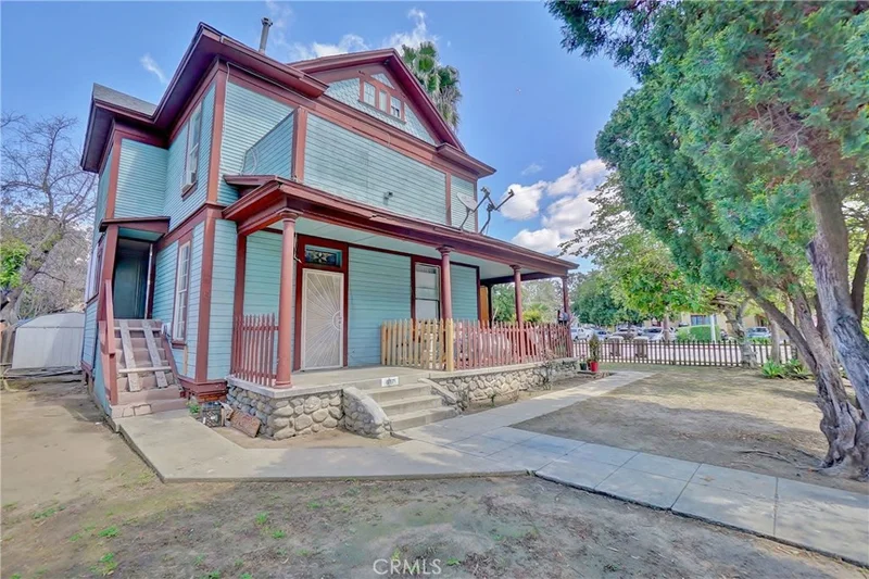 617 4th, Pomona, CA 91766