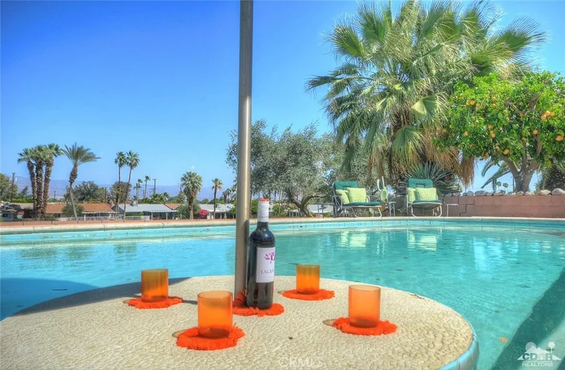 43260 Illinois, Palm Desert, CA 92211