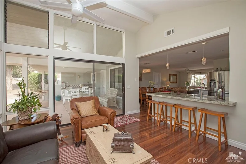 42365 Kansas, Palm Desert, CA 92211